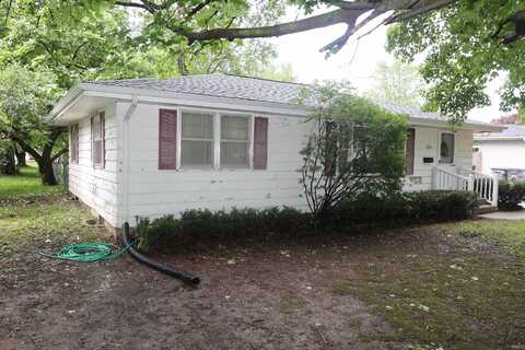 310 W Elm Street, Millersburg, IN 46543