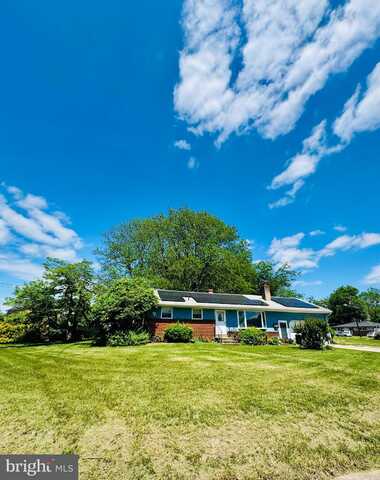 1 LAMONT ROAD, BURLINGTON, NJ 08016