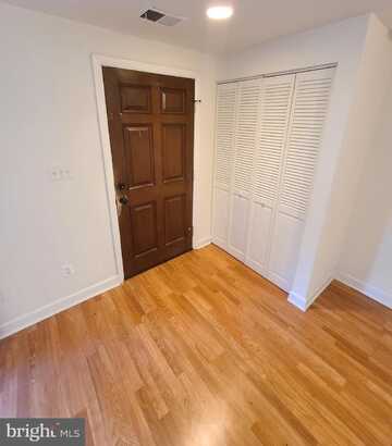 9475 CHADBURN PLACE, MONTGOMERY VILLAGE, MD 20886