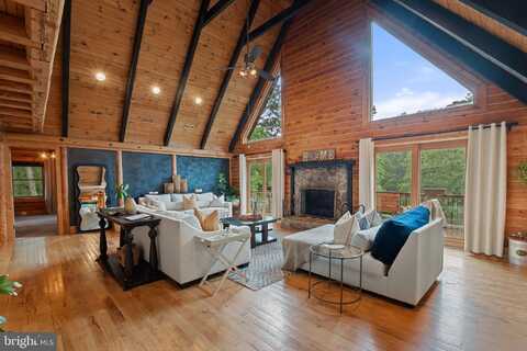 8 HOPE VALLEY LANE, STAFFORD, VA 22554