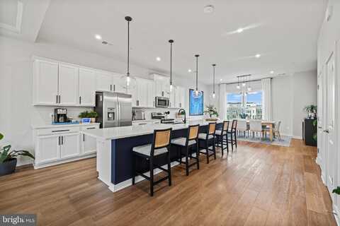 16318 CONNORS, DERWOOD, MD 20855