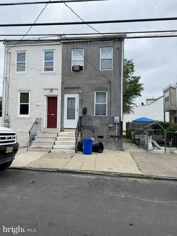 809 S 6TH STREET, CAMDEN, NJ 08102