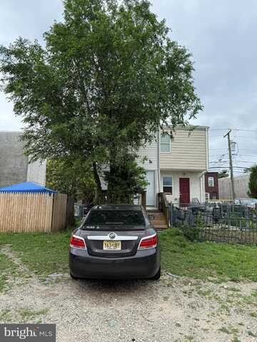 809 S 6TH STREET, CAMDEN, NJ 08102