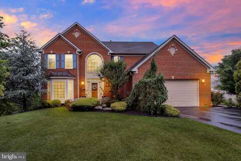 114 FAWN HILL ROAD, HANOVER, PA 17331