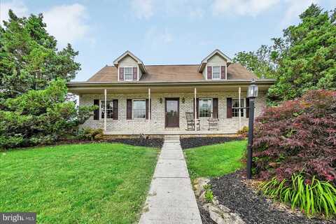 45 CHEETAH DRIVE, HANOVER, PA 17331