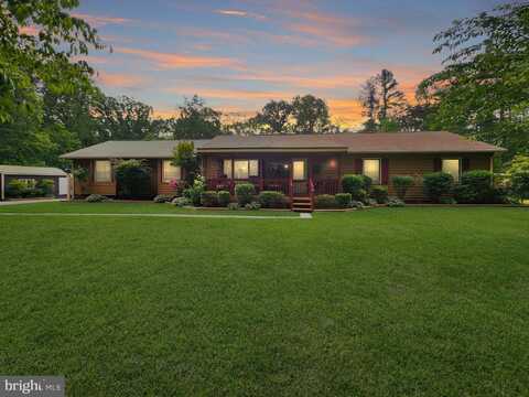 636 FIREHOUSE DRIVE, LOUISA, VA 23093