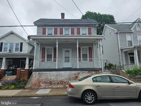 258 RINGGOLD STREET, WAYNESBORO, PA 17268