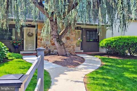 77 OAK KNOLL DRIVE, BERWYN, PA 19312
