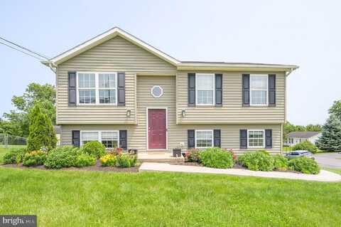 262 CORVETTE DRIVE, MARTINSBURG, WV 25405