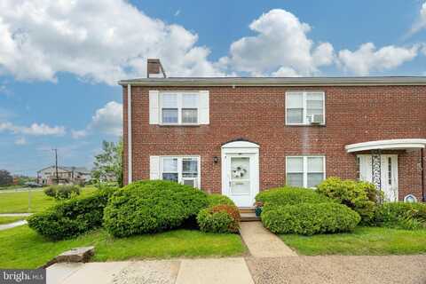200 MAPLEWOOD DRIVE, POTTSTOWN, PA 19464