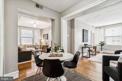 2201 CHESTNUT STREET, PHILADELPHIA, PA 19103