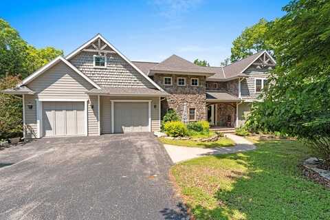 5897 Bluff Ledge Rd, Sturgeon Bay, WI 54235