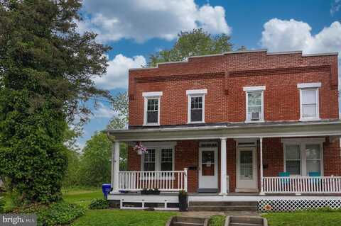 111 N PRINCE STREET, MILLERSVILLE, PA 17551