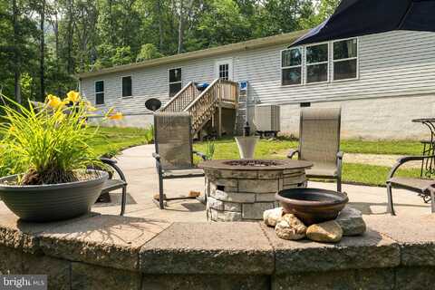 2749 E LEE HIGHWAY, NEW MARKET, VA 22844