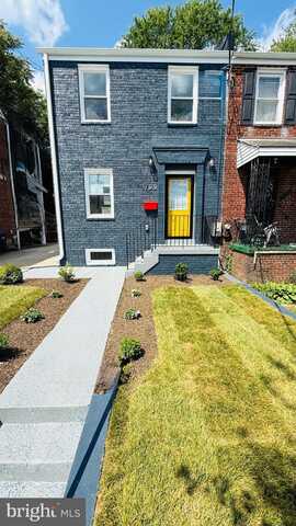 709 ADRIAN STREET SE, WASHINGTON, DC 20019