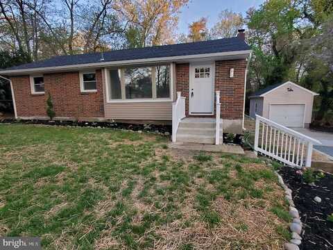 27 CARLISLE STREET, BROWNS MILLS, NJ 08015
