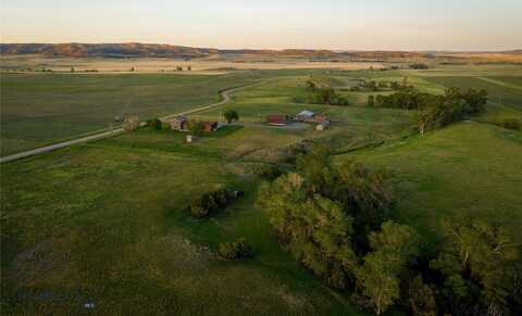 802 Deadmans Canyon Road, Reed Point, MT 59069