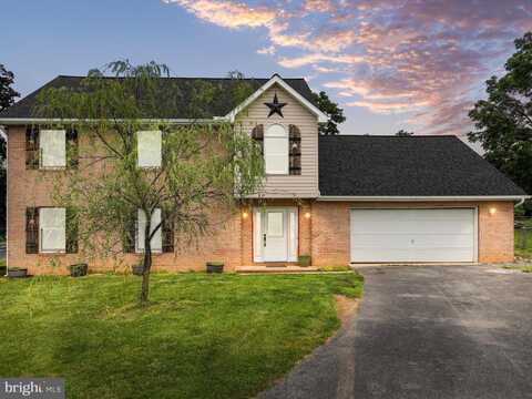 121 DEFENSE COURT, HEDGESVILLE, WV 25427