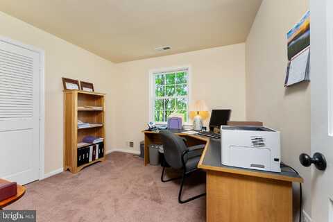 39627 RODEFFER ROAD, LOVETTSVILLE, VA 20180
