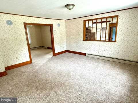 329 TYRONE STREET, GREENCASTLE, PA 17225