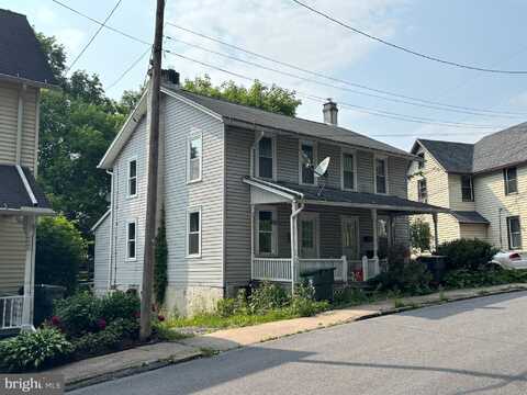 385 PINE STREET, BELLEFONTE, PA 16823
