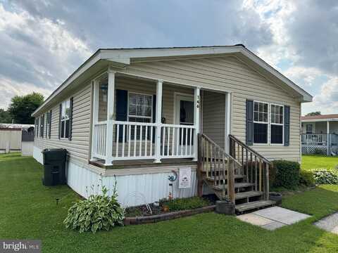 146 ADAM DRIVE, NEW OXFORD, PA 17350