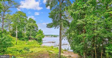 2946 EDGEWATER DRIVE, EDGEWATER, MD 21037