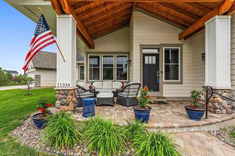 11314 Sunflower Lane N, Lake Elmo, MN 55042