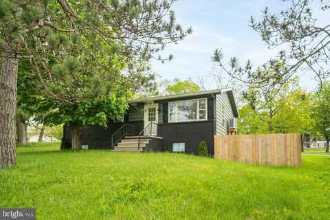 413 D STREET, OAKLAND, MD 21550