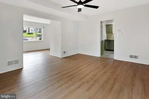 4504 CLAY STREET NE, WASHINGTON, DC 20019