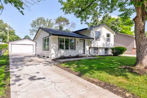 4132 E 24th Court, Des Moines, IA 50317