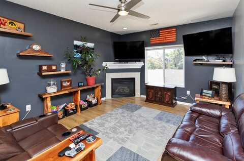 2323 E Porter Avenue unit: 36, Des Moines, IA 50320