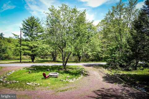 39 STREAM DRIVE, WHITE HAVEN, PA 18661