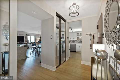 309 YOAKUM PARKWAY, ALEXANDRIA, VA 22304