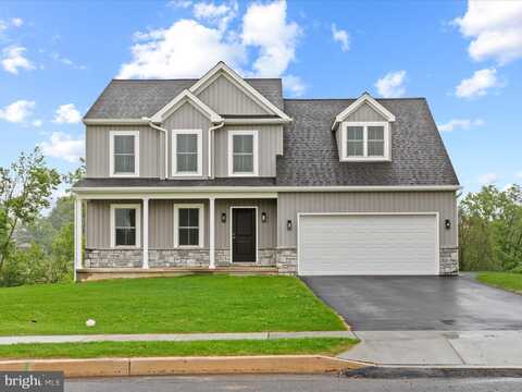 14 FAMILY DRIVE, CARLISLE, PA 17013