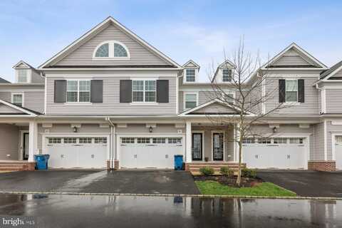 21 HAMILTON DRIVE, CRANBURY, NJ 08512