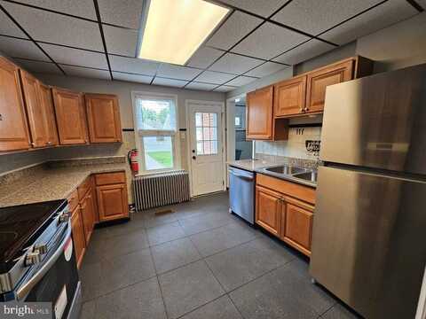 338 CHARLES STREET, COATESVILLE, PA 19320