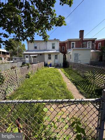 206 E ELM STREET, NORRISTOWN, PA 19401