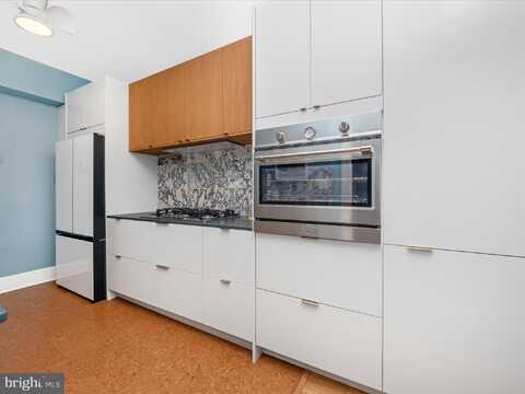 4000 CATHEDRAL AVENUE NW, WASHINGTON, DC 20016