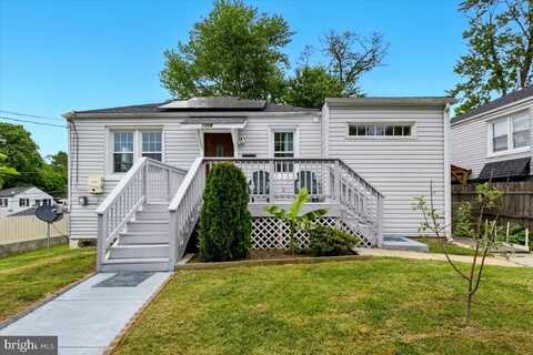1209 CHAPEL OAKS DRIVE, CAPITOL HEIGHTS, MD 20743