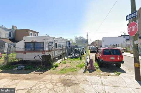 194 W MONMOUTH STREET, PHILADELPHIA, PA 19133