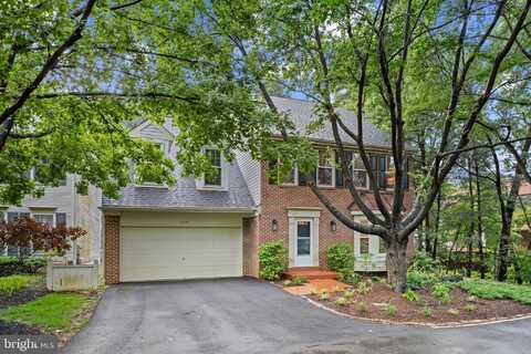 2300 YVONNES WAY, VIENNA, VA 22027
