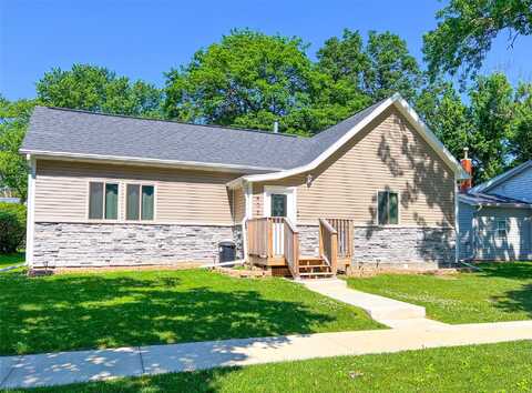 408 N Division Street, Stuart, IA 50250