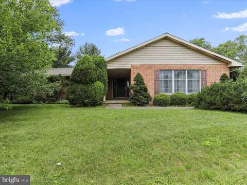 11490 BLUE MOUNTAIN DRIVE, WAYNESBORO, PA 17268