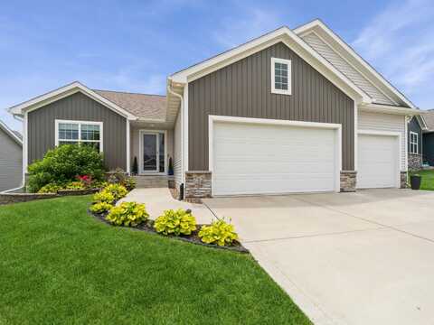 712 Mallard Pointe Drive NW, Bondurant, IA 50035