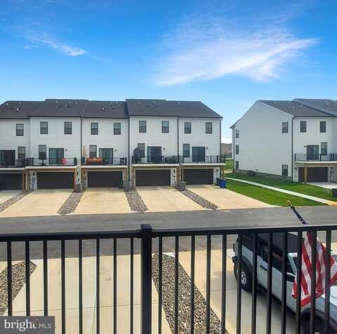 264 ENSEMBLE WAY, FREDERICK, MD 21701