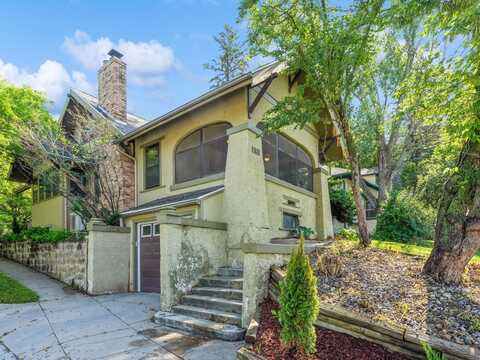 102 E Broadway Street, Colfax, IA 50054