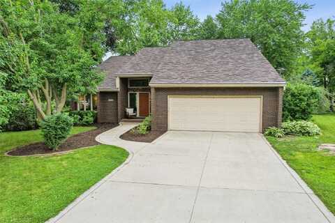 6008 Dogwood Circle, Johnston, IA 50131