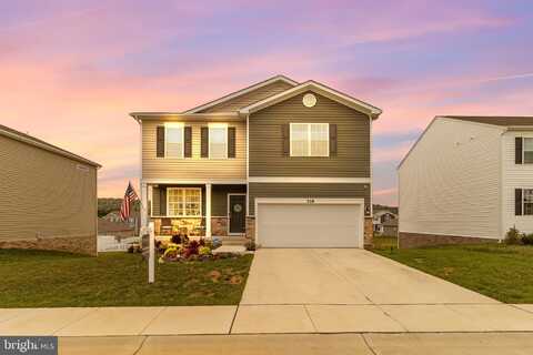 318 AYLESBURY LANE, MARTINSBURG, WV 25405