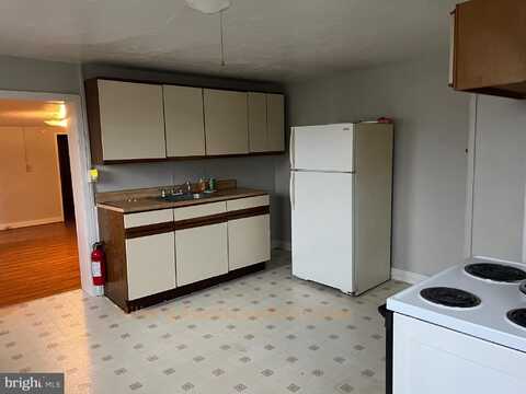 228 CHAMBERSBURG STREET, GETTYSBURG, PA 17325